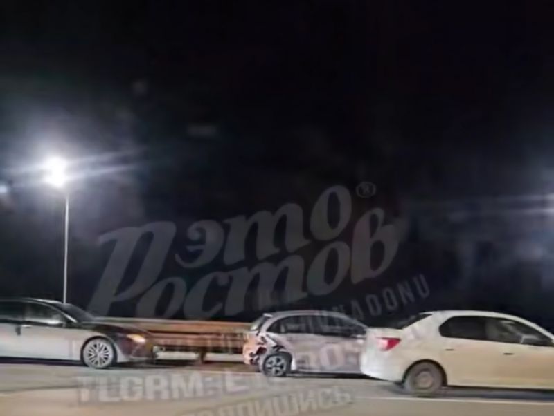 Ростовчане сообщают о массов ДТП в районе Левом берегу Дона