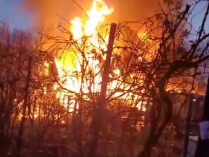 В Ростове в пожаре своего дома лишился 71-летний дедушка