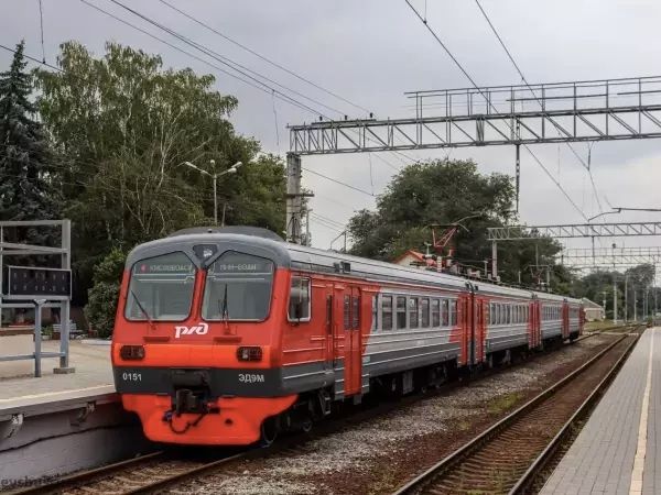 После ЧП с локомотивом под Ростовом движение поездов восстановили: но есть задержки