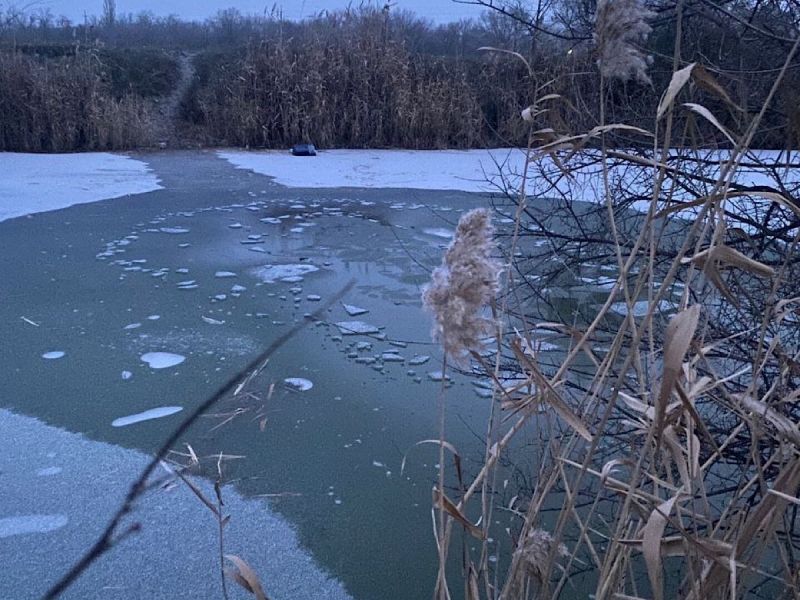 В Ростовской области двое детей провалились под лед