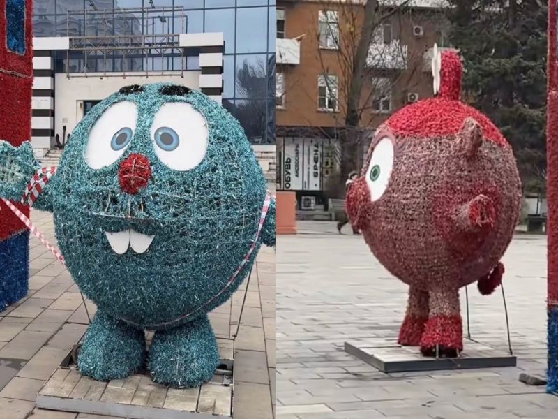 «Смешариков на пенсию»: жителей Ростова шокировал вид новогодних игрушек в городе