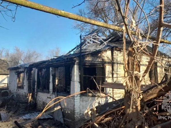 Пенсионер погиб при пожаре из-за печи в Ростовской области