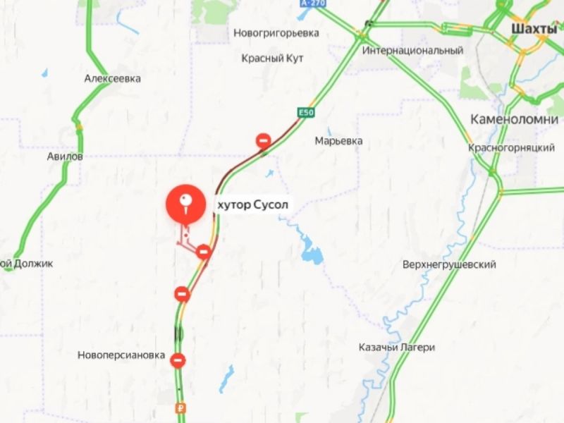 В Ростовской области образовалась гигантская пробка из-за ДТП