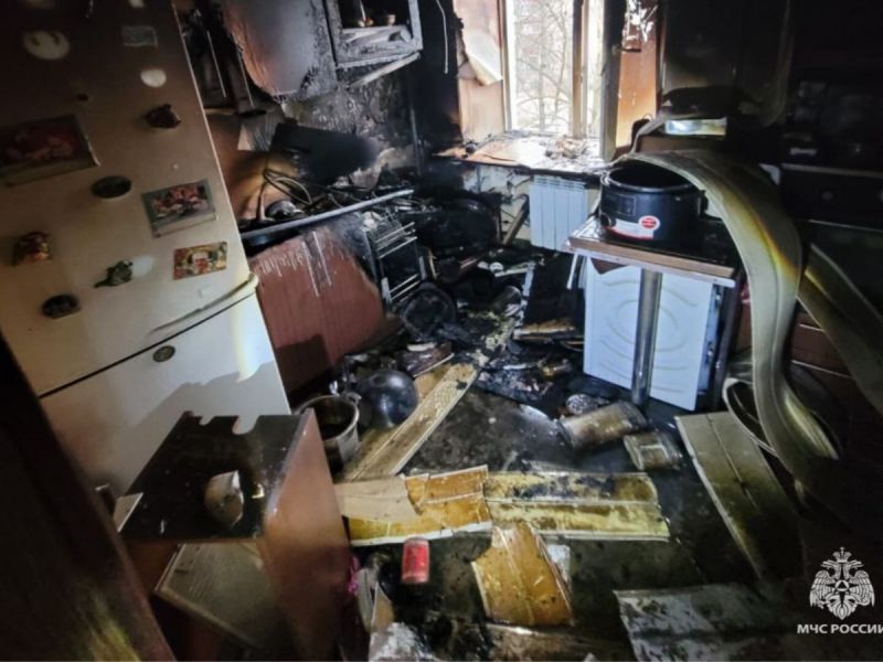 В Ростове-на-Дону 15 человек эвакуировали при пожаре в пятиэтажке