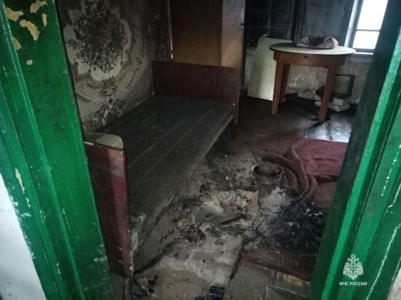 При пожаре в частном доме в Ростовской области погиб 47-летний мужчина