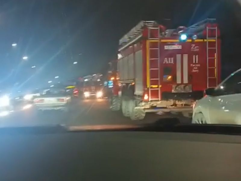 В Ростове из-за пожара в квартире эвакуировали 52 жителя дома