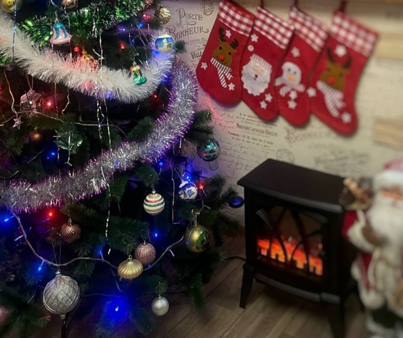 Ростовчанам рассказали о риске пожаров из-за возгорания новогодних гирлянд