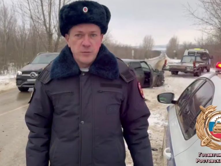 Три ДТП за несколько минут произошли на одном участке трассы в Ростовской области