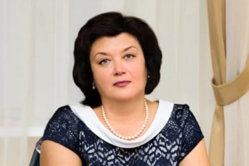 В Ростове бывшую начальницу отдела образования подозревают в получении взятки