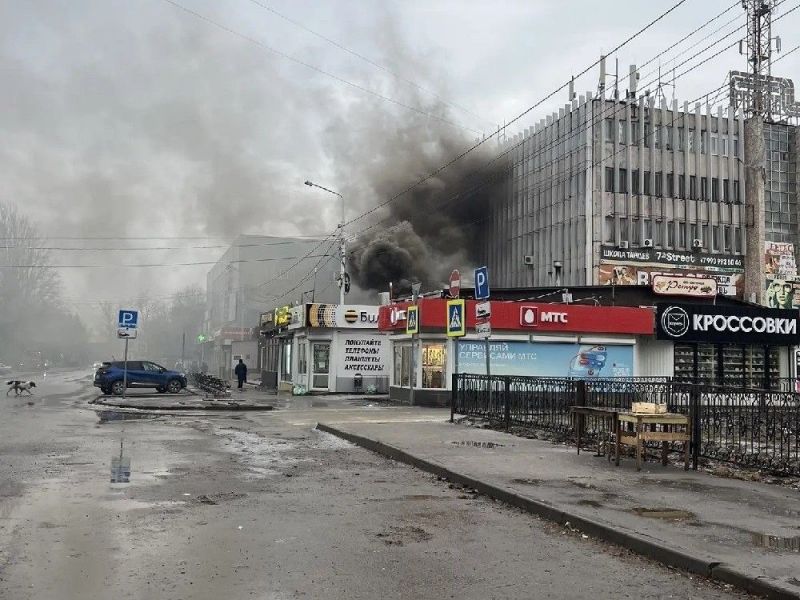 В Волгодонске сгорела чебуречная