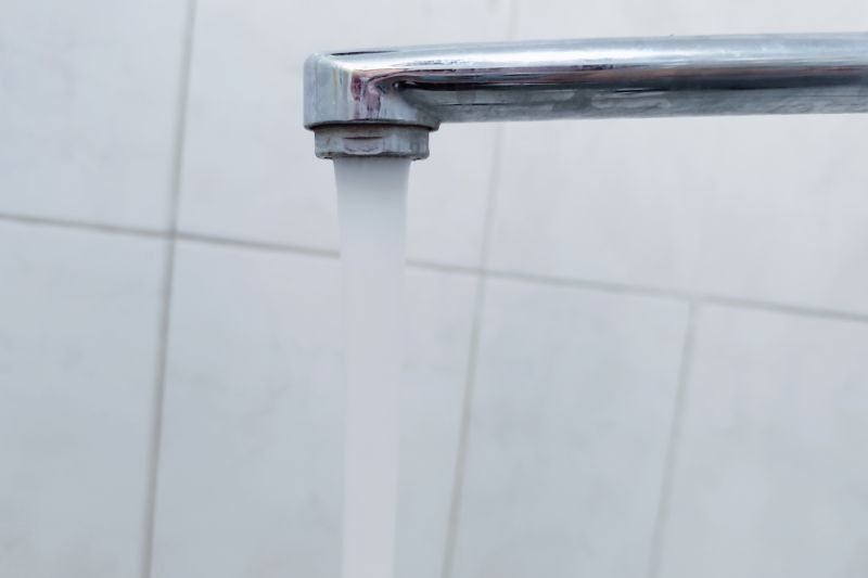 В Ростове на Рождество отключили воду в двух районах города