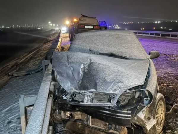 В страшном ДТП на трассе в Ростовской области пострадали трое детей и двое взрослых