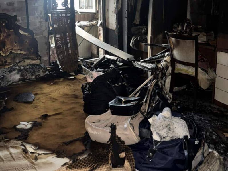 В Батайске в новогодние праздники семья лишилась квартиры из-за пожара