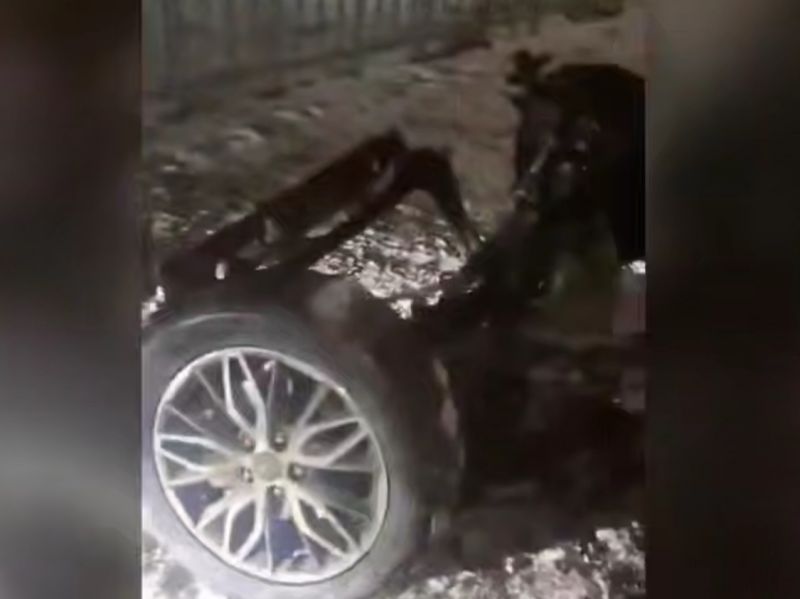 Ростовчанка без прав устроила погоню и разбила арендованную иномарку у ж/д путей