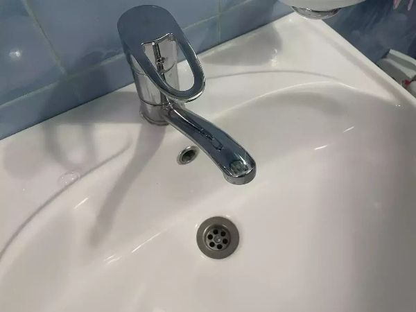 Поселок Ростовской области остался без воды из-за порыва 24 февраля