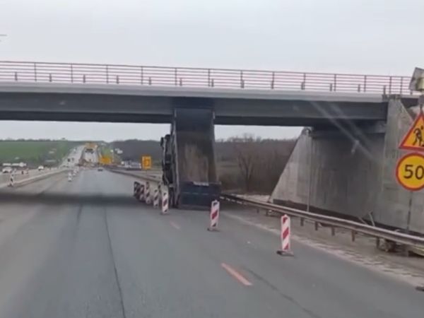 В Ростовской области на самосвал «впечатался» в мост на трассе М-4 «Дон»