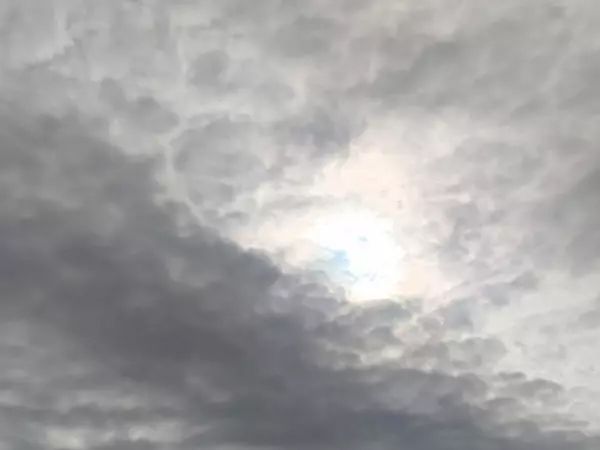 На Дону после падения обломков БПЛА повреждены установки ветроэлектростанции